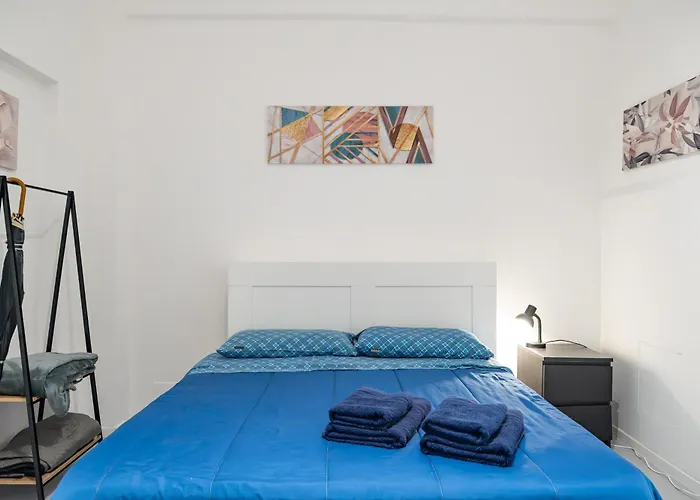 Lion Renting Vatican *